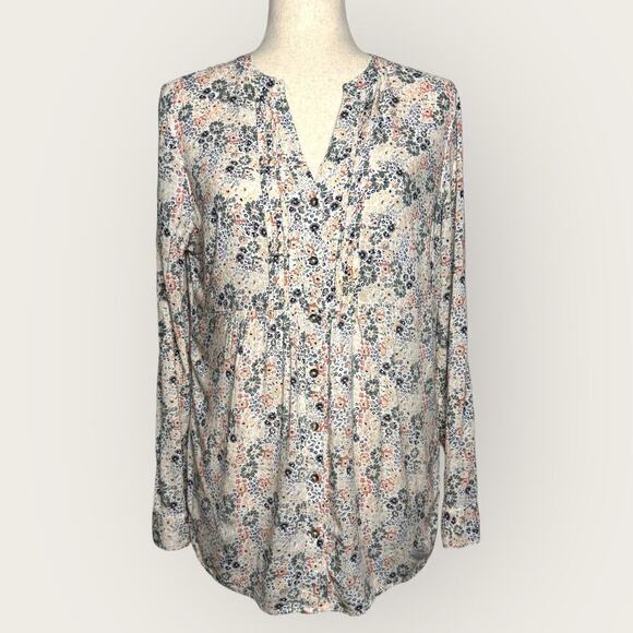 DE Collection Smocked Floral Blouse - Size L - Picture 1 of 8